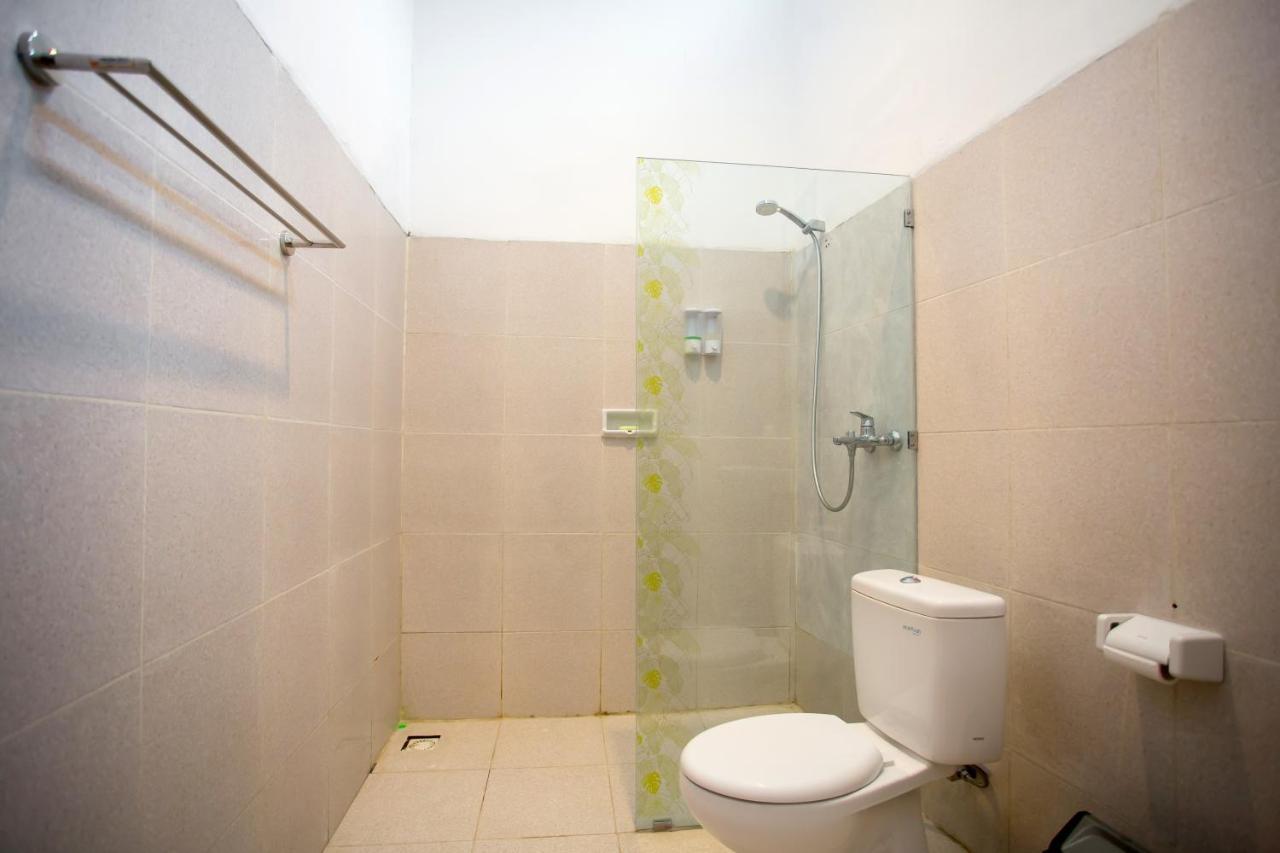 The Puncak Santhi Inn Batununggul Zewnętrze zdjęcie
