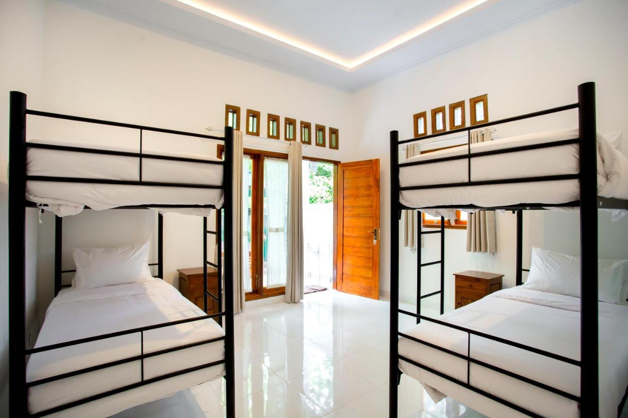 The Puncak Santhi Inn Batununggul Zewnętrze zdjęcie